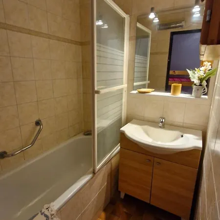 Capitelles Acces Direct Et Piscine - Balcon Parking - Ref Tedal *